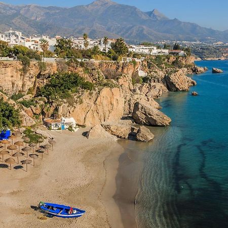 Apartmán Wonderful Flat With Seaview In Nerja Exteriér fotografie