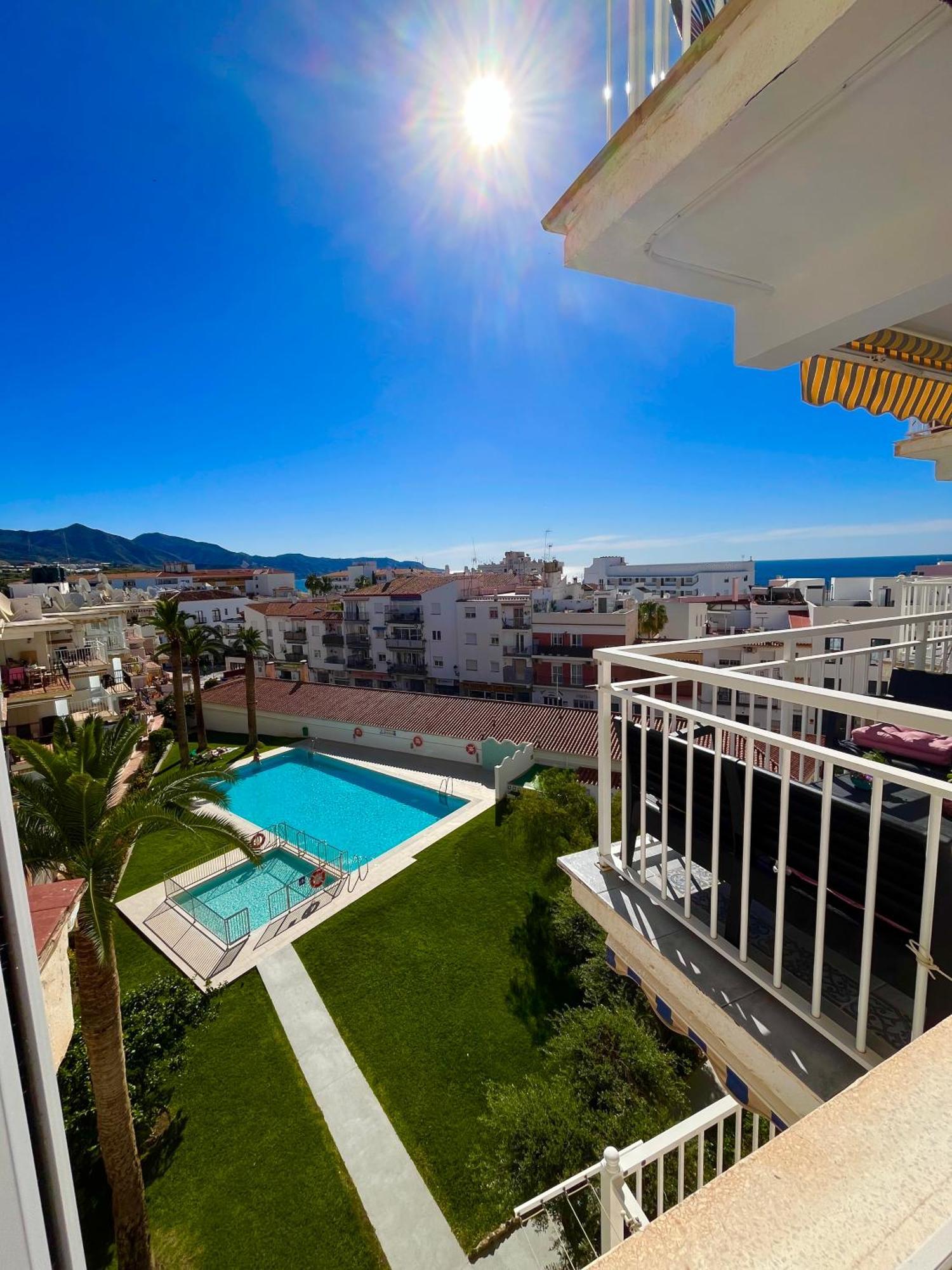 Apartmán Wonderful Flat With Seaview In Nerja Exteriér fotografie